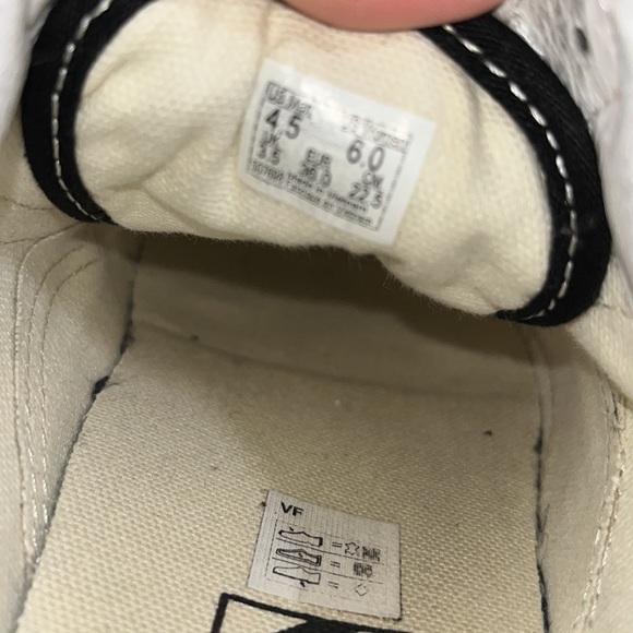 checkered vans - Picture 4 of 4